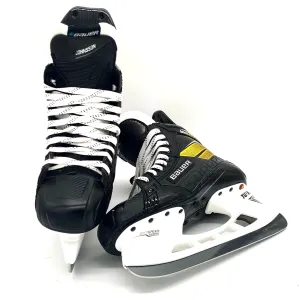 Bauer Supreme Ultrasonic - New Pro Stock Hockey Skates - Size L8.25C/R8C