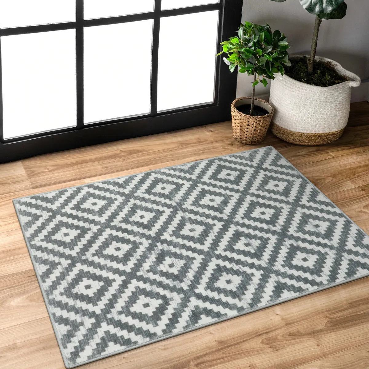 Joanne Modern Moroccan Geometric Kilim Grey Rug