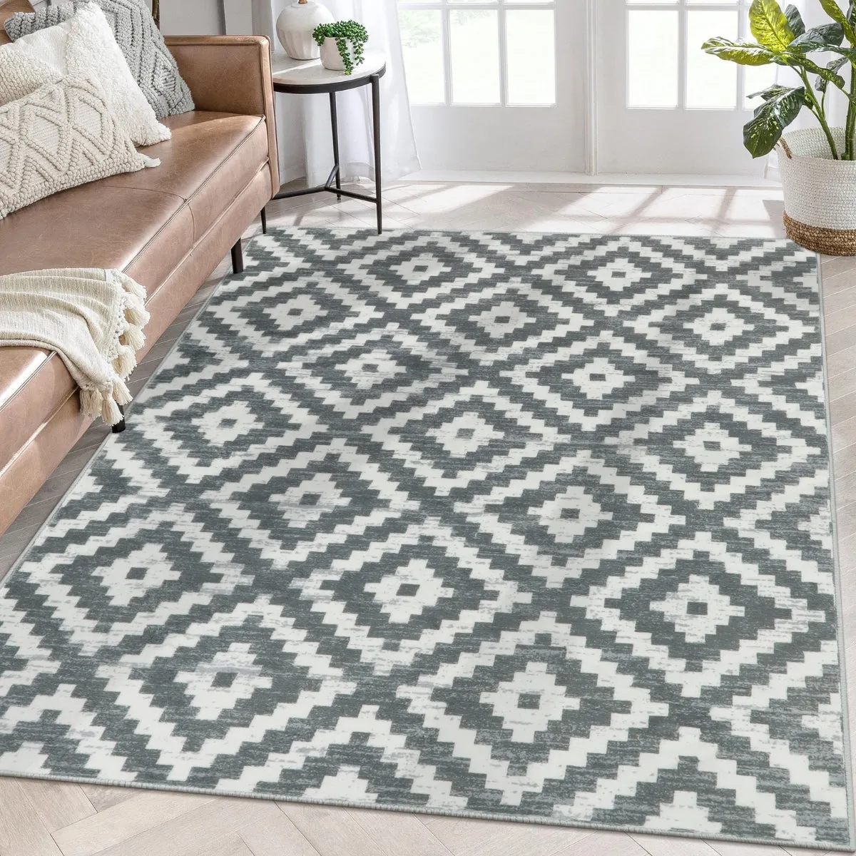 Joanne Modern Moroccan Geometric Kilim Grey Rug