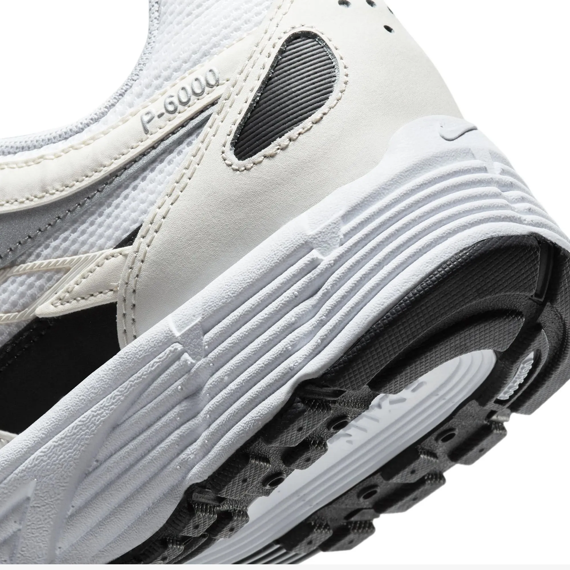 Nike | P-6000  { SAIL/WHITE-WOLF GREY-METALLIC SILVER