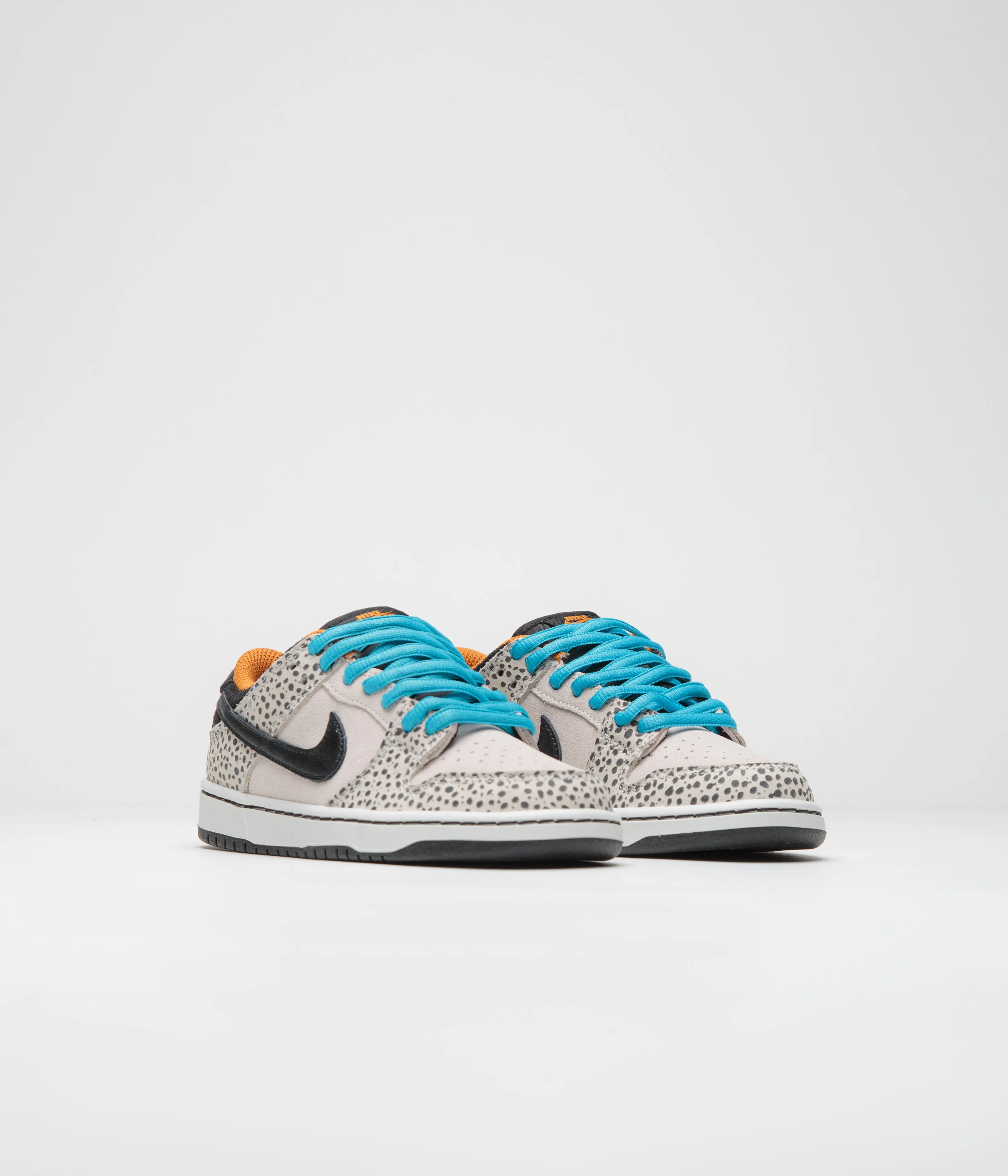 Nike SB Dunk Low Pro Electric (Preschool) Shoes - Phantom / Black - Black - Monarch