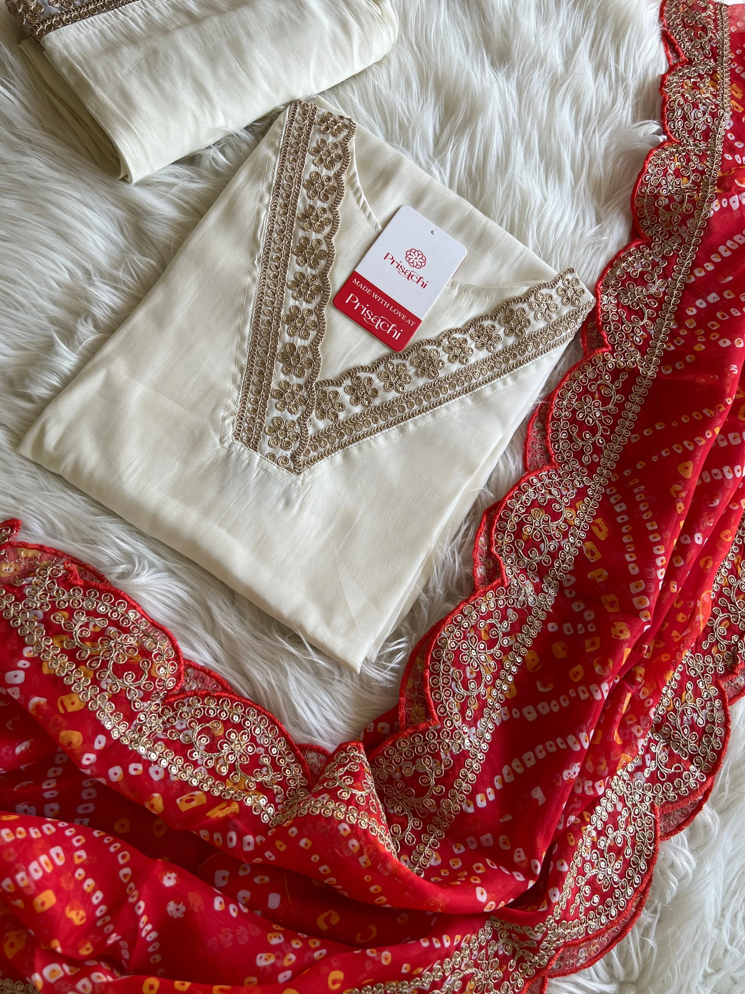 Off White Lilac silk kurta set with Red Lbandhani  dupatta