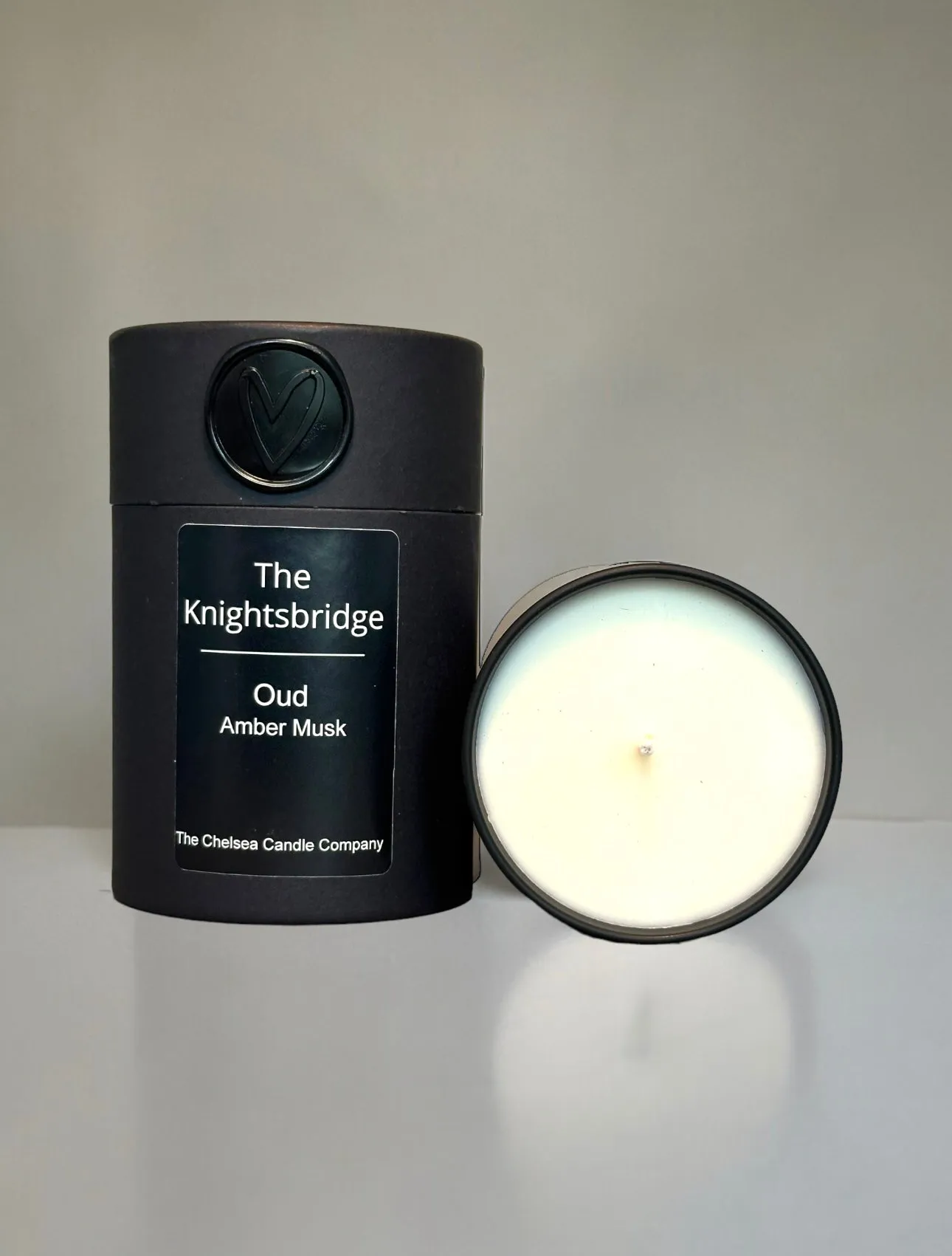 The Knightsbridge Candle - Oud & Amber Musk