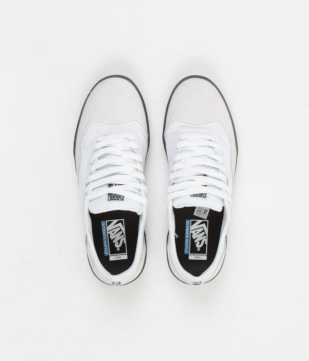 Vans AVE Pro Shoes - White / Smoke