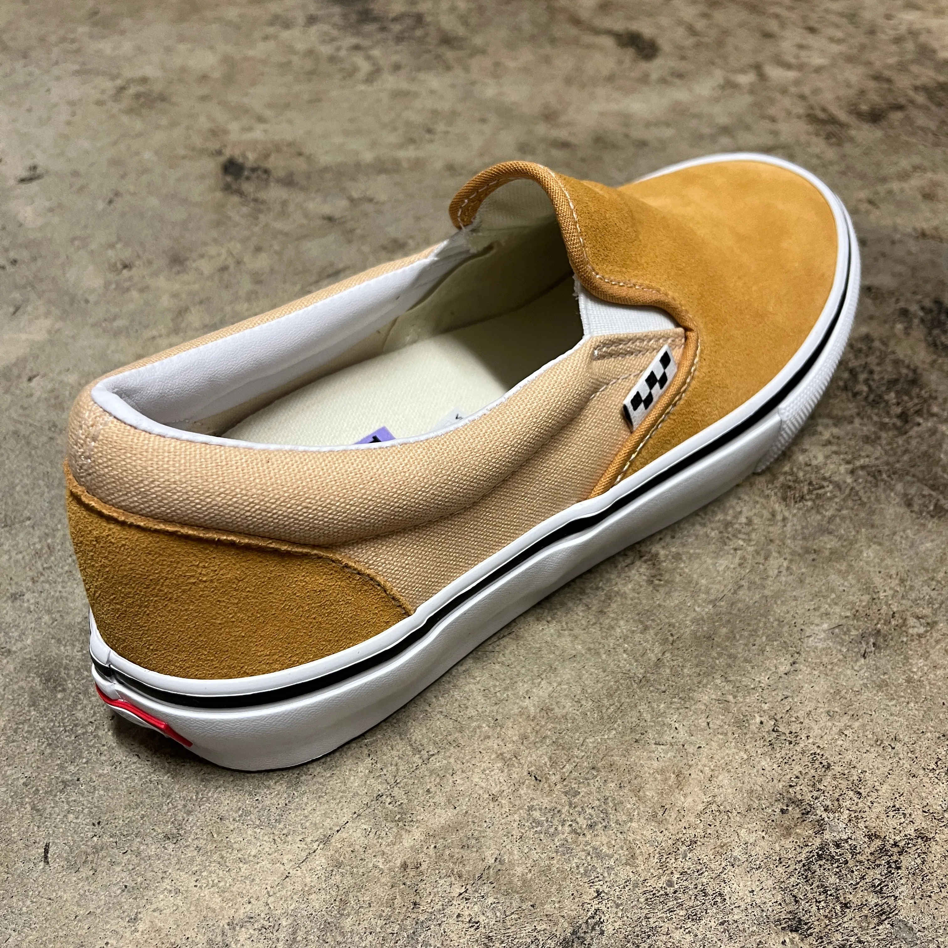 VANS SKATE SLIP ON (HONEY PEACH)